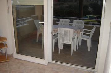 Kroatia Privát Dugi Rat, Eksteriør